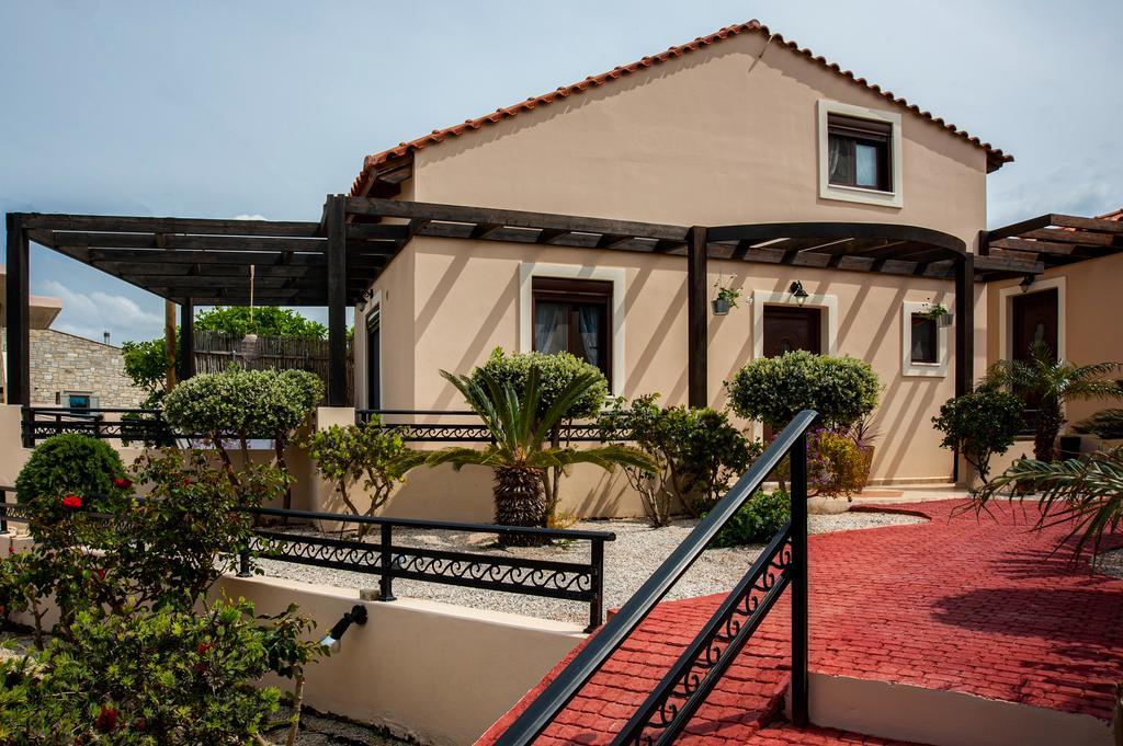 Kyriaki'S Cozy Apartments Agia Marina Dış mekan fotoğraf